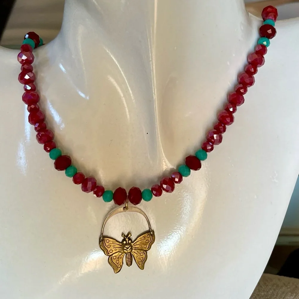 Faceted Crystal Bead Necklace Vintage 70’s Butterfly Moth Pendant
